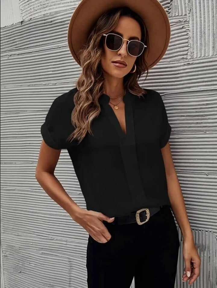 Beata™ - Elegancka Koszula z Dekoltem w Serek