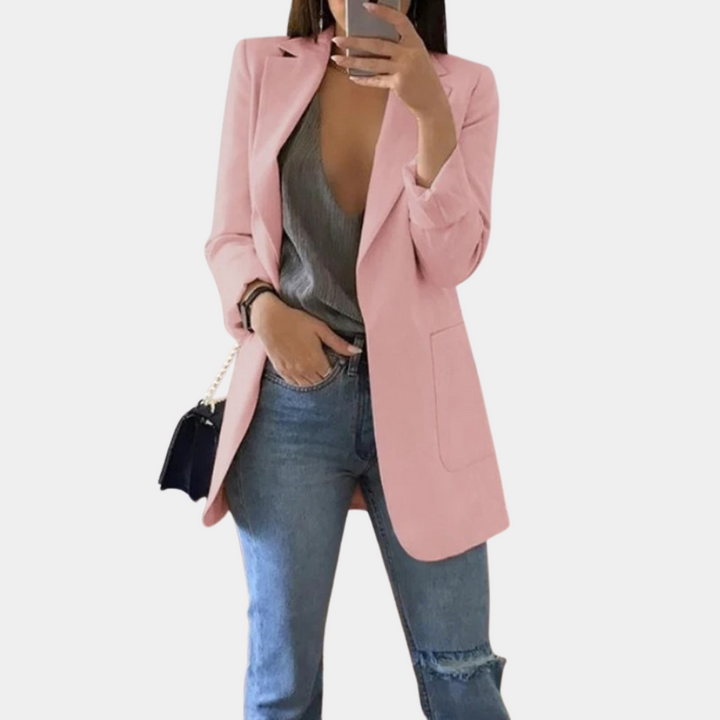 Karolina - Elegancka marynarka damska Bella o ponadczasowym wyglądzie