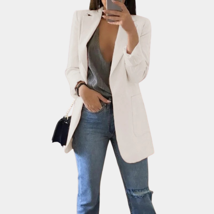 Karolina - Elegancka marynarka damska Bella o ponadczasowym wyglądzie