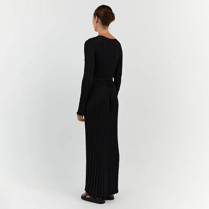 Elegancka dzianinowa sukienka maxi ABIGAIL - stylowy dodatek do Twojej garderoby!