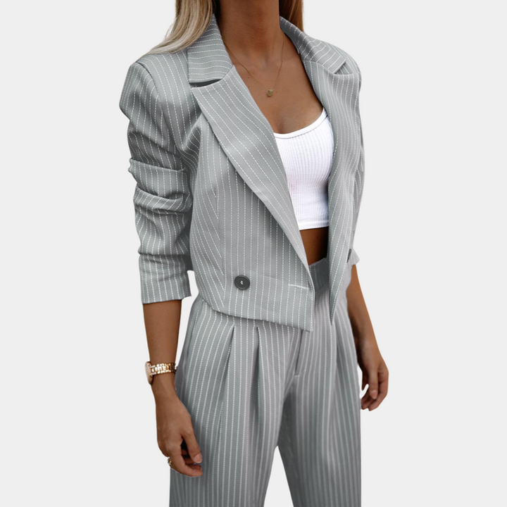 Maja - Elegancki 2-częściowy strój damski zapewniający stylowy wygląd