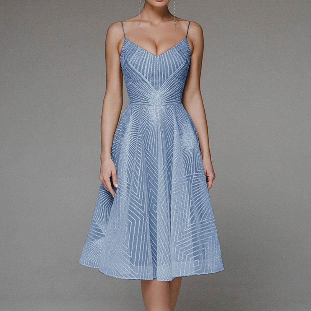 Blanca - Stylowa sukienka z eleganckimi odkrytymi plecami dla wyrafinowanego wyglądu