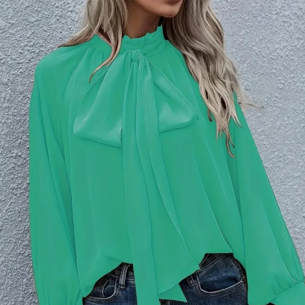 Laura - Elegancka bluzka damska o ponadczasowym wyglądzie