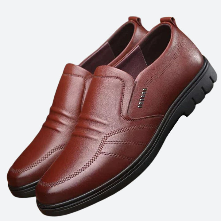 Eleganckie i wygodne antypoślizgowe buty męskie - Freddy