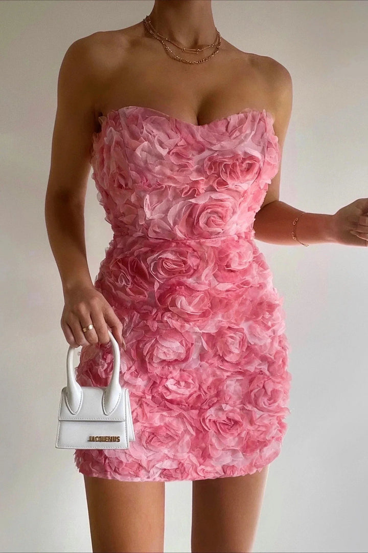 Elegancka sukienka bez ramiączek Elizabeth - ponadczasowy wybór na każdą okazję