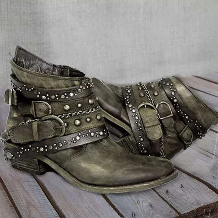 Weronika - Modne buty w stylu vintage