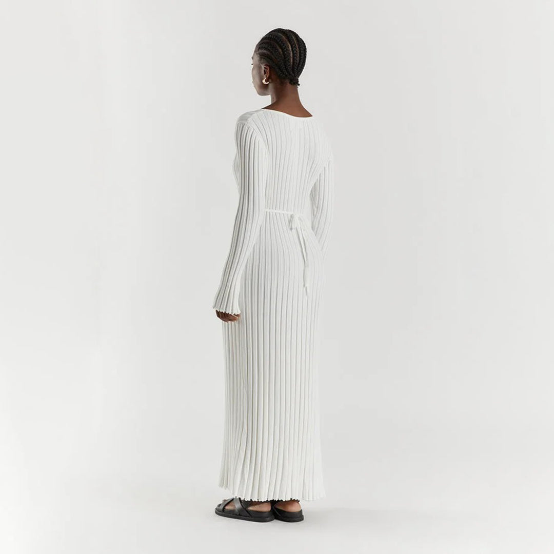 Elegancka dzianinowa sukienka maxi ABIGAIL - stylowy dodatek do Twojej garderoby!