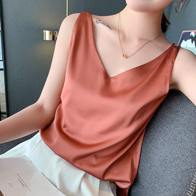 Trina - Luksusowy jedwabisty podkoszulek dla kobiet w eleganckim stylu